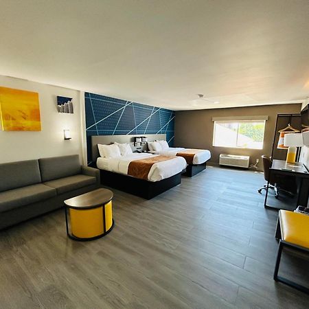 Comfort Suites Terre Haute University Area Zewnętrze zdjęcie