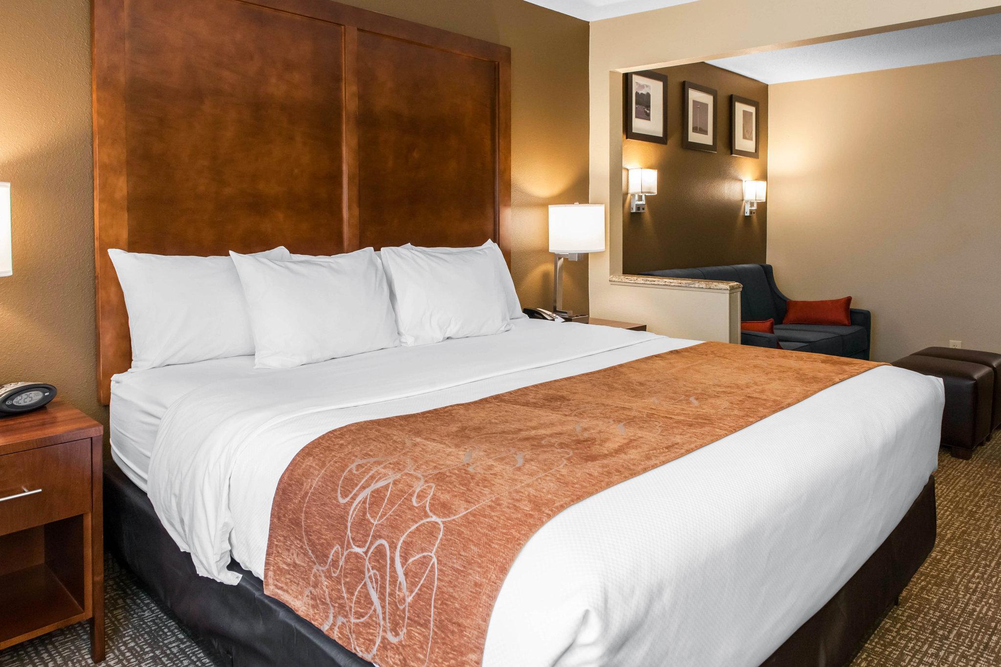 Comfort Suites Terre Haute University Area Zewnętrze zdjęcie