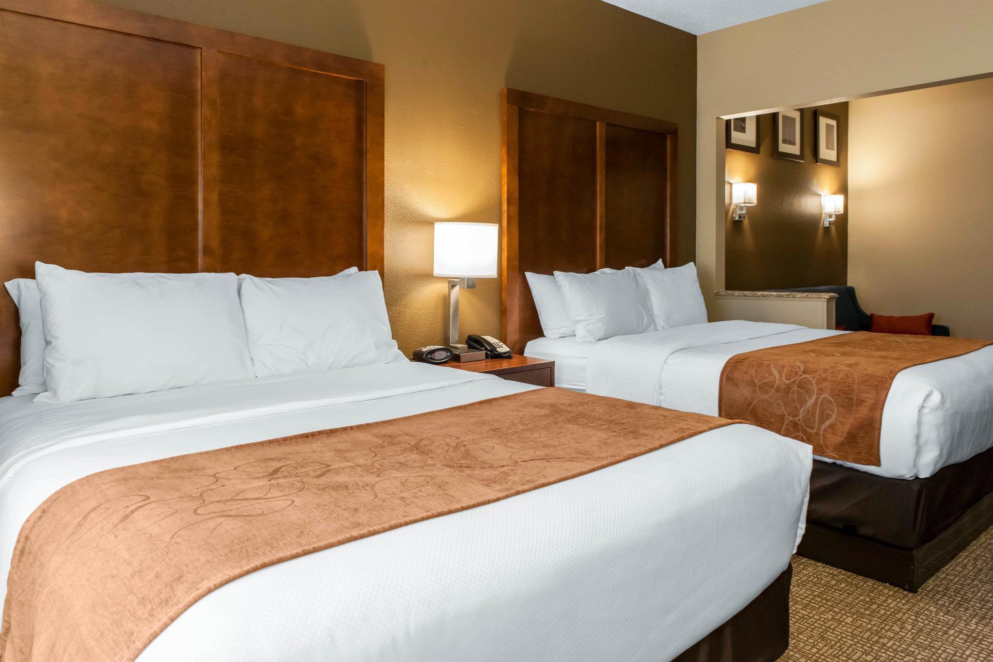 Comfort Suites Terre Haute University Area Zewnętrze zdjęcie