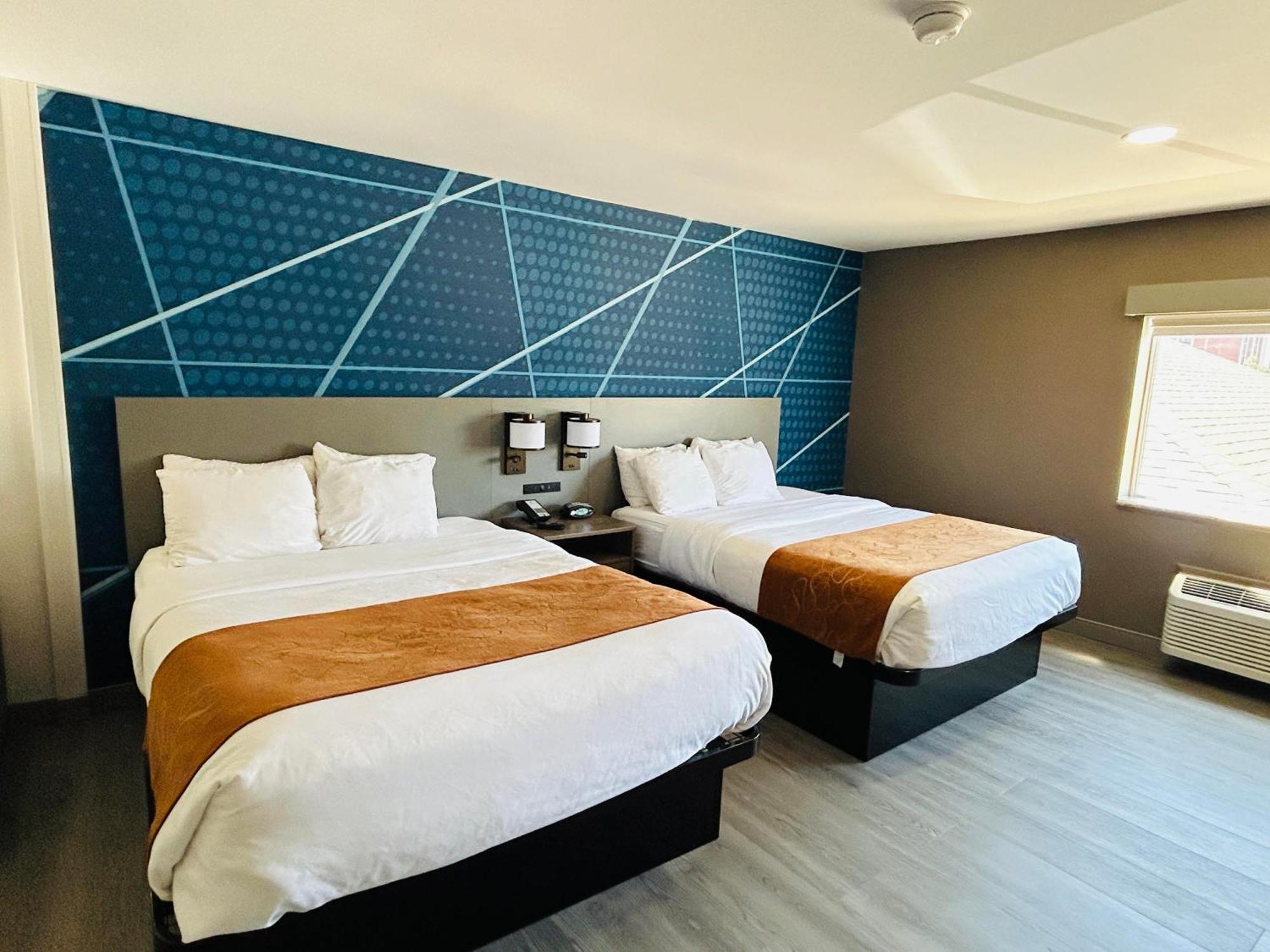 Comfort Suites Terre Haute University Area Zewnętrze zdjęcie